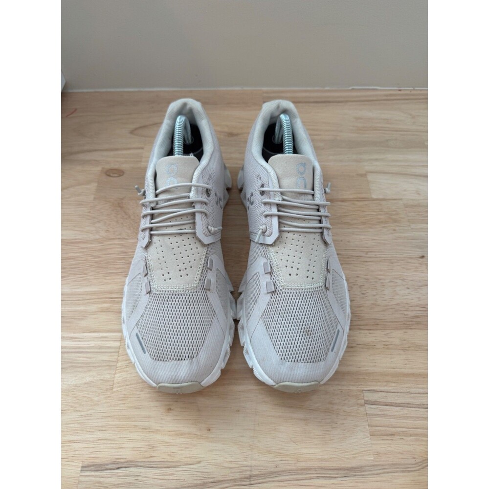 On Cloudswift Shoes Womens Size 9.5 Gray White Running WalkingSneaker